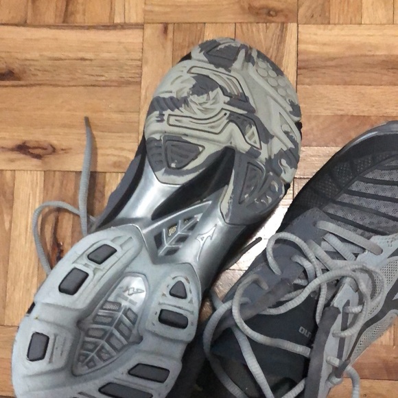 Mizuno volley-ball woman shoes - Picture 4 of 4